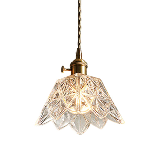 Clara's Scalloped Pendant