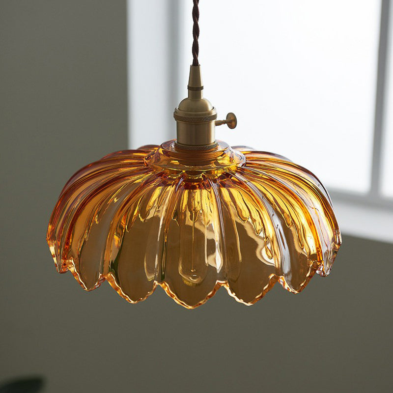 Lucille Scalloped Pendant