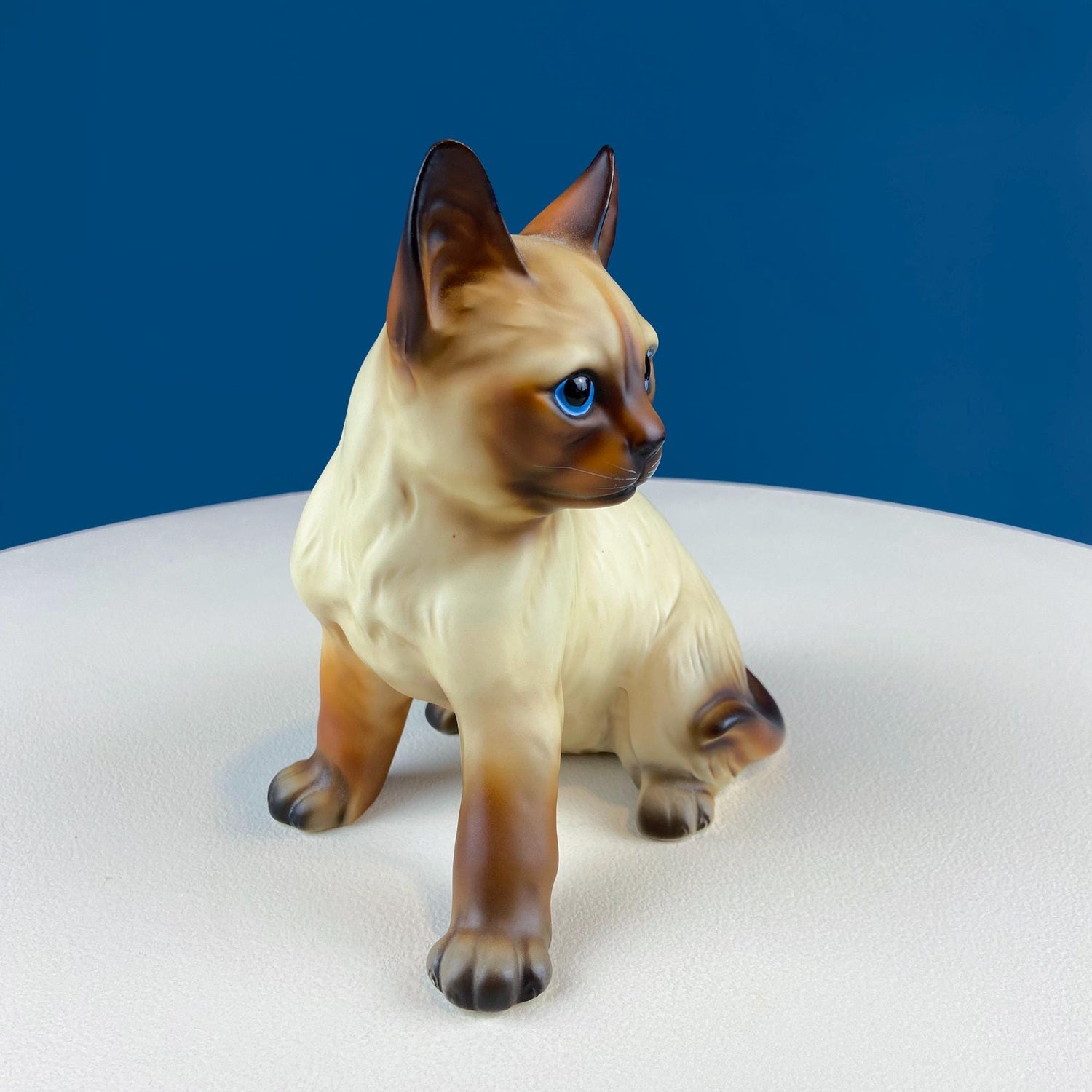 Vintage Hand Painted Porcelain Siamese Cat Figurine – Blue Eyes Seated Design