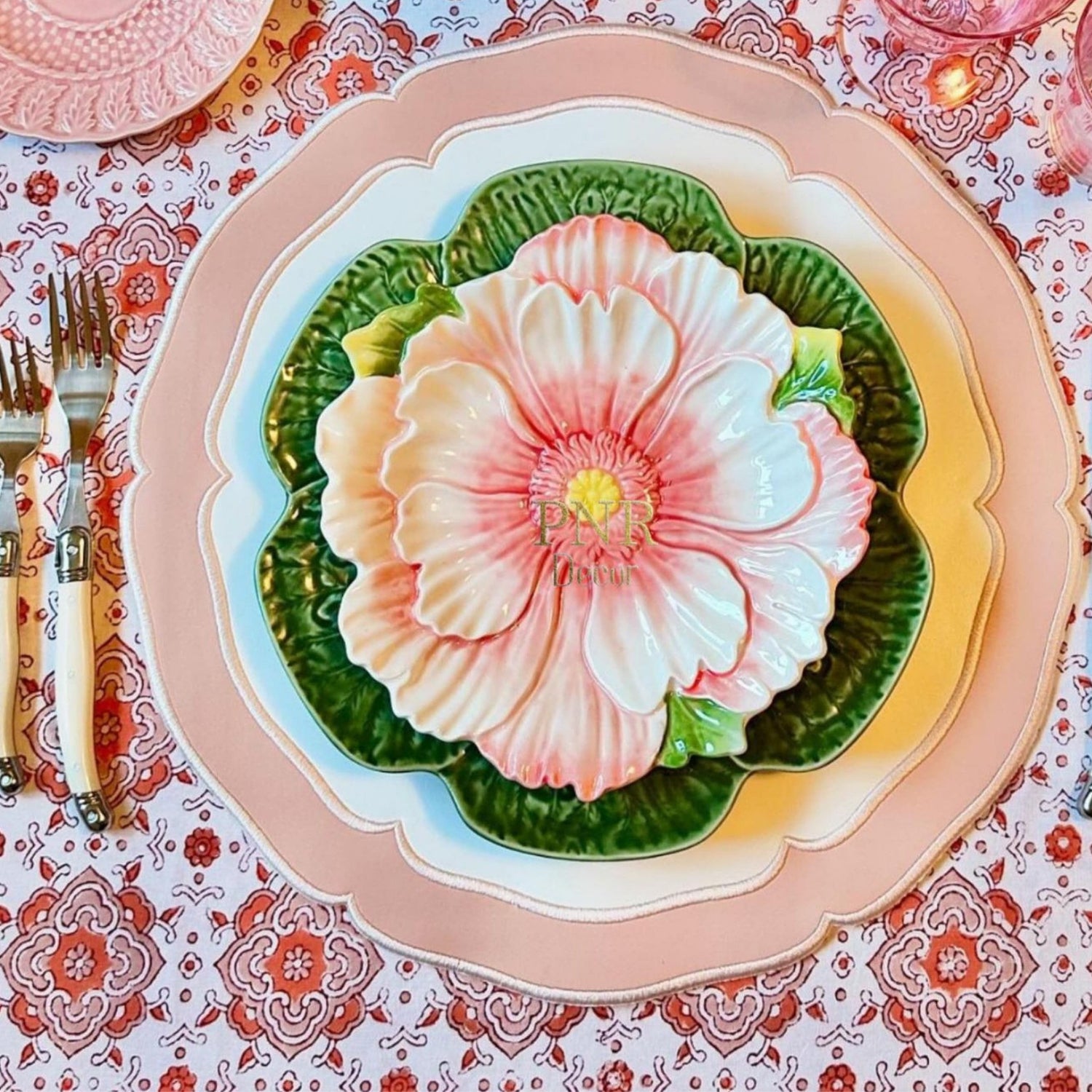 Clarion White Pink Round Faux Leather Placemat