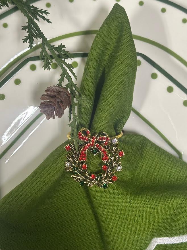 Red Bow Wreath Set of 4 Napkin Ring