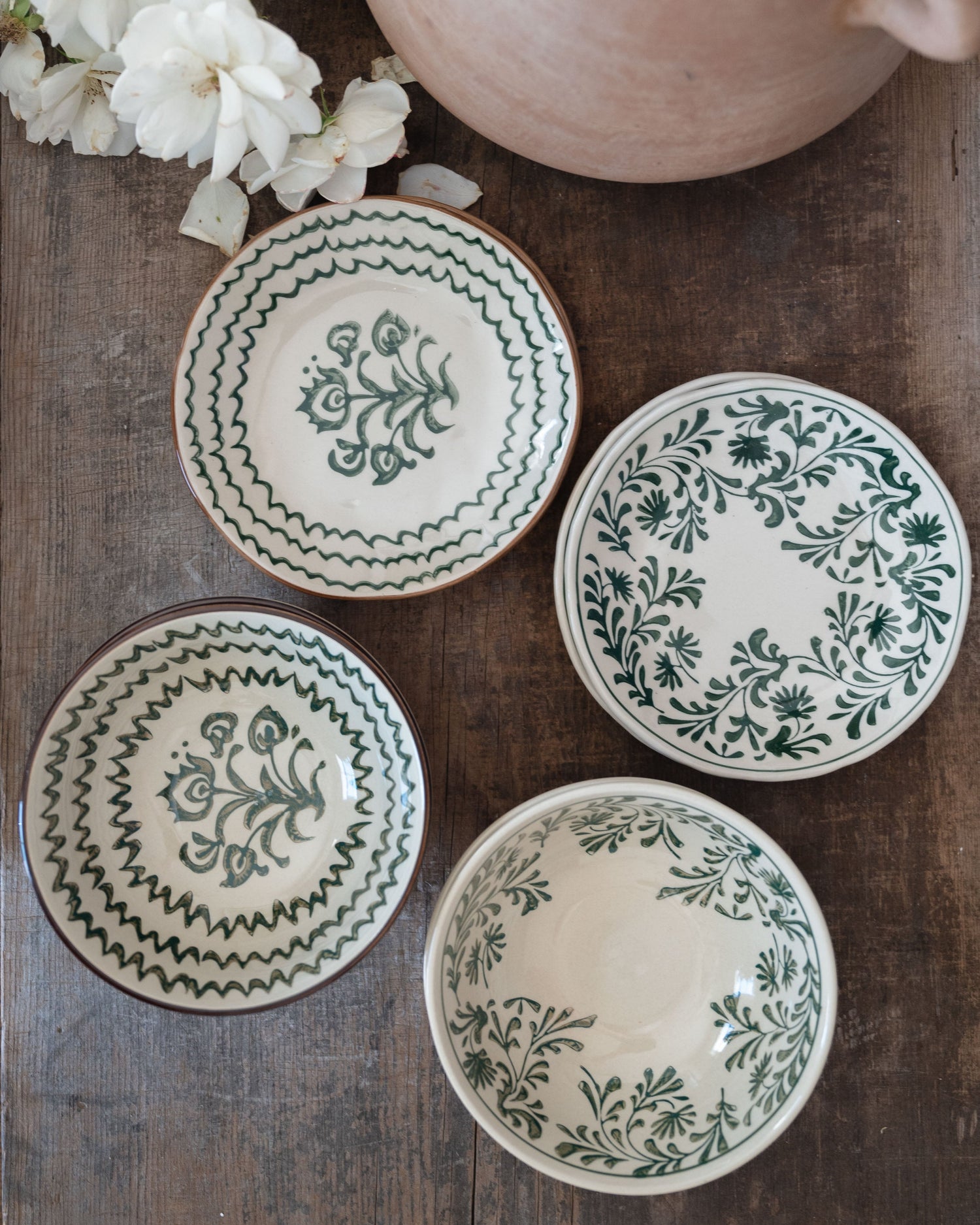 Willow Hand-Painted Dish: Green-set of 4 (Bowls and Plates)