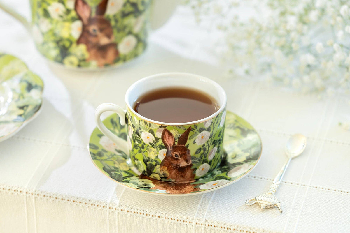 Bunny in Bloom Porcelain Tea Set – Teapot with 4 Cups & Saucers