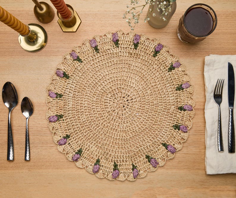 Tulip Floral Raffia Placemat - Purple