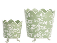 Soft Green & White Scalloped Footed Planter (Various Sizes)
