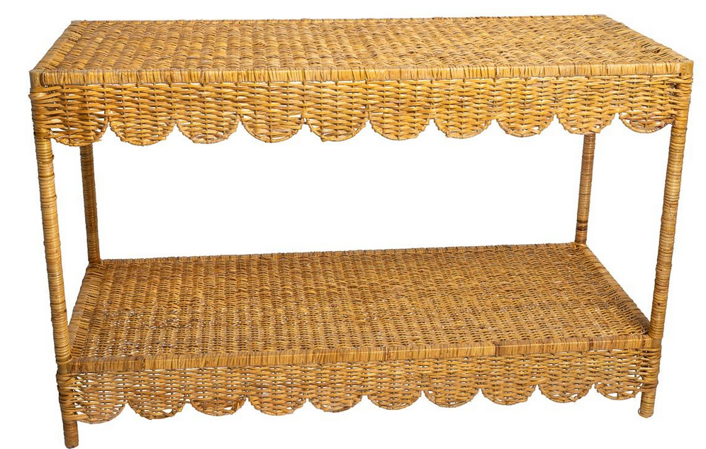 Large Scalloped Table