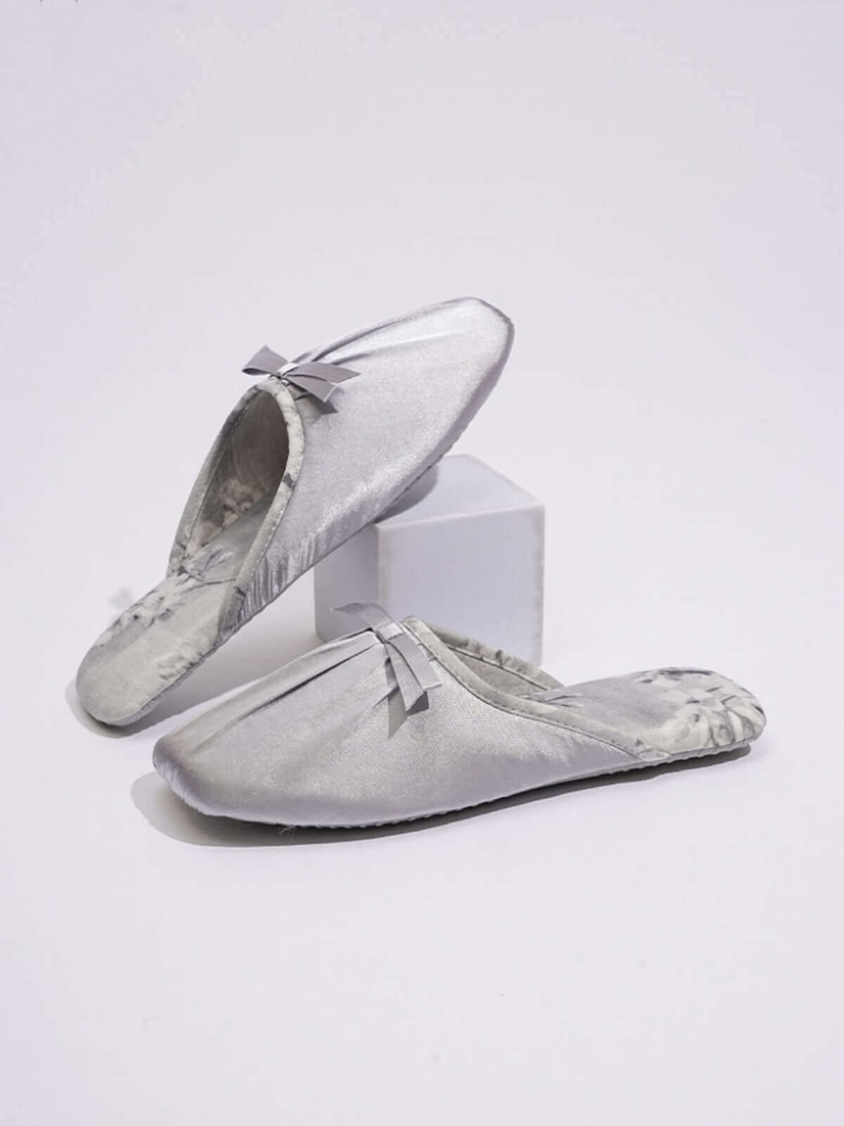 Ink Floral Print Slippers (Various Colors)