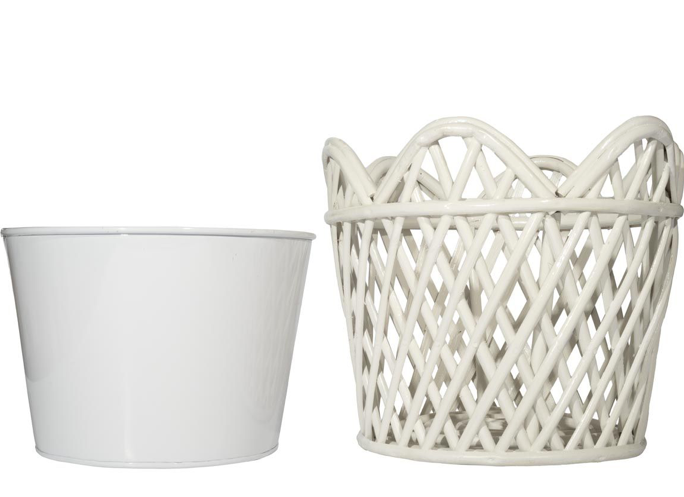 White Round Scalloped Lattice Rattan Planter  (Various Sizes)
