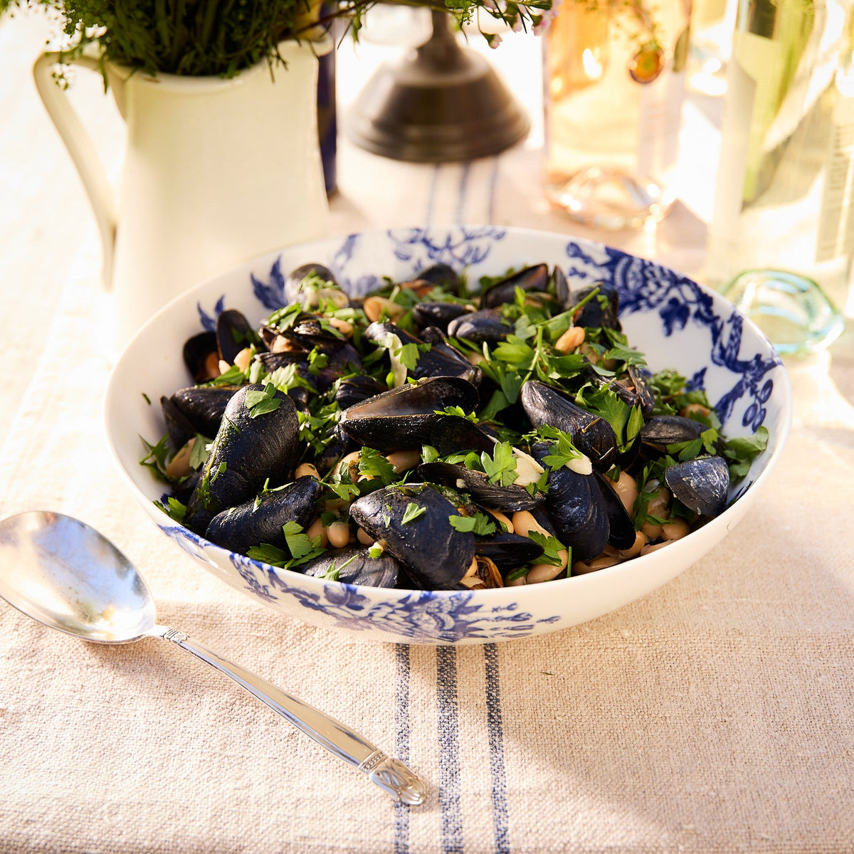 Arcadia Wide Serving Bowl