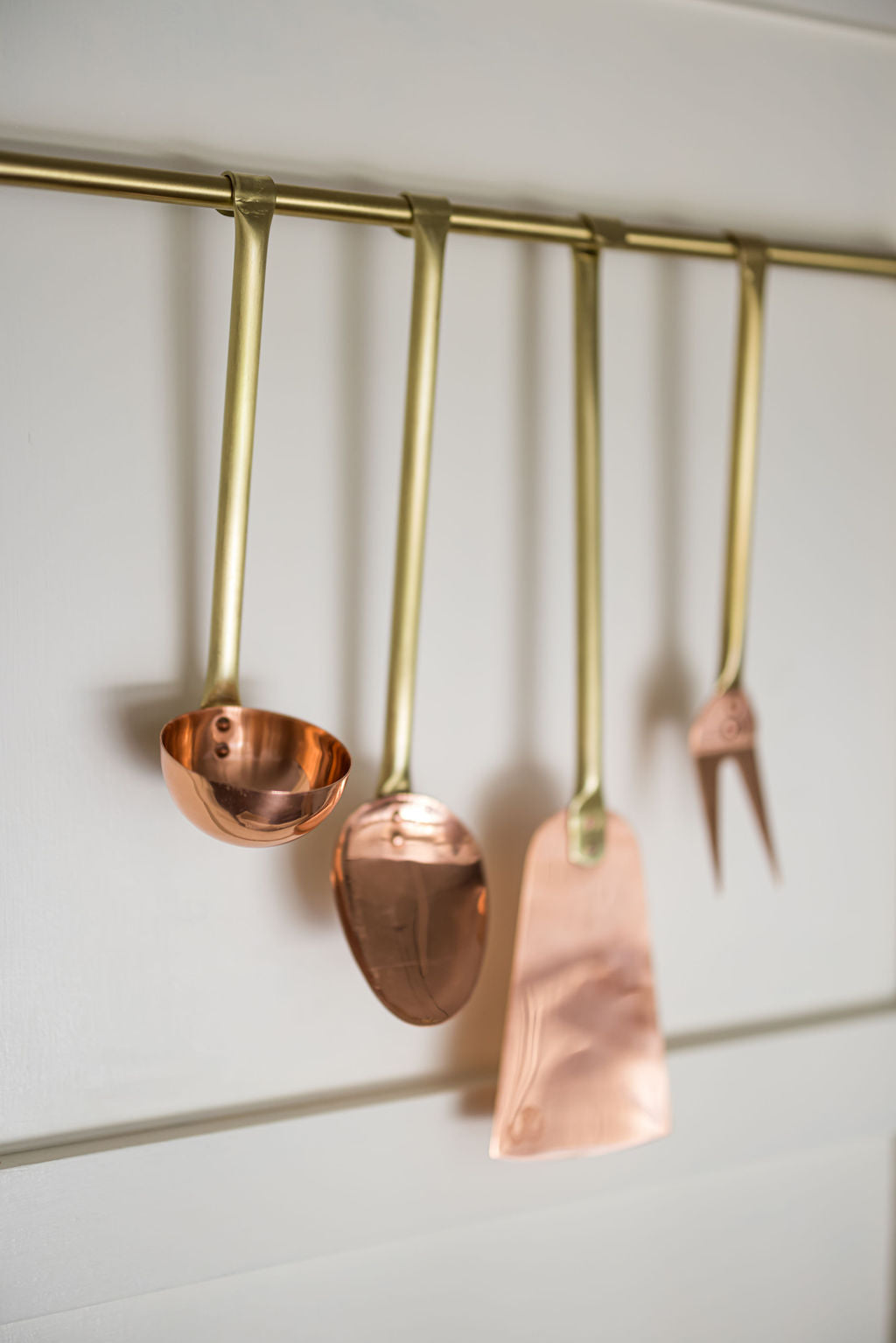 Copper Utensil Hanging Rod & Utensils