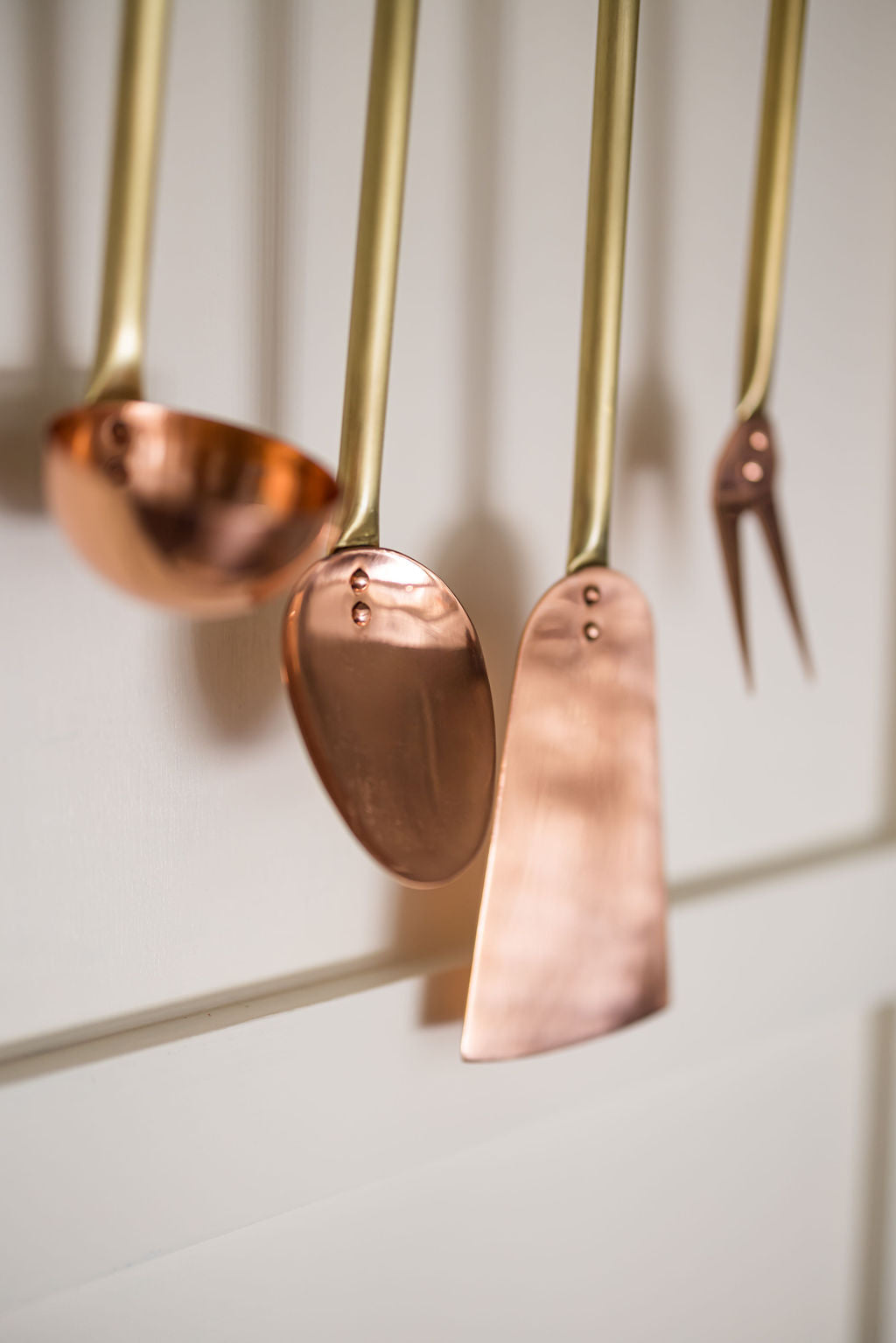 Copper Utensil Hanging Rod & Utensils
