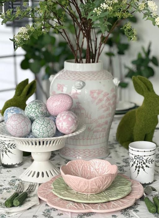 White Pierced Pedestal Bowl (2 Sizes)