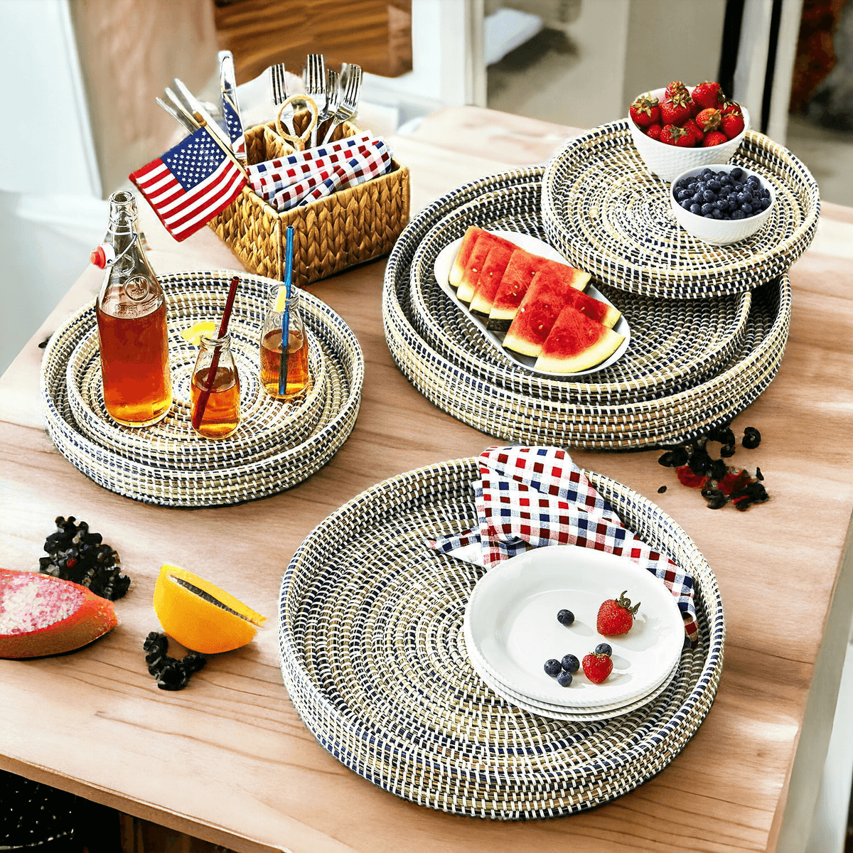 Handwoven Seagrass Trays - 6 Sizes