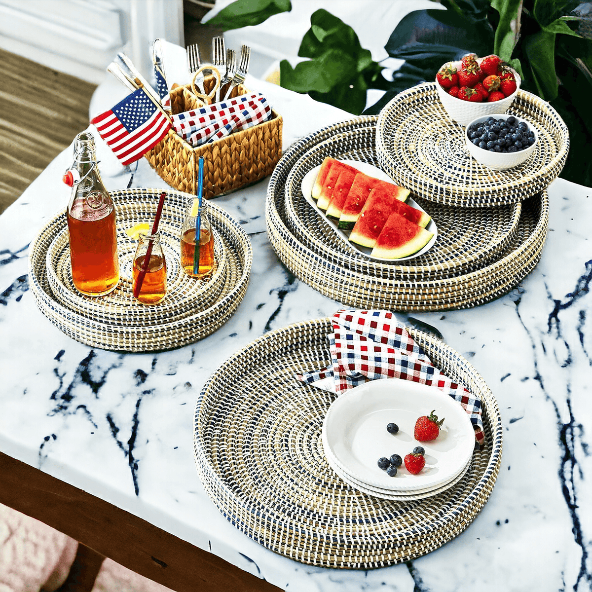 Handwoven Seagrass Trays - 6 Sizes