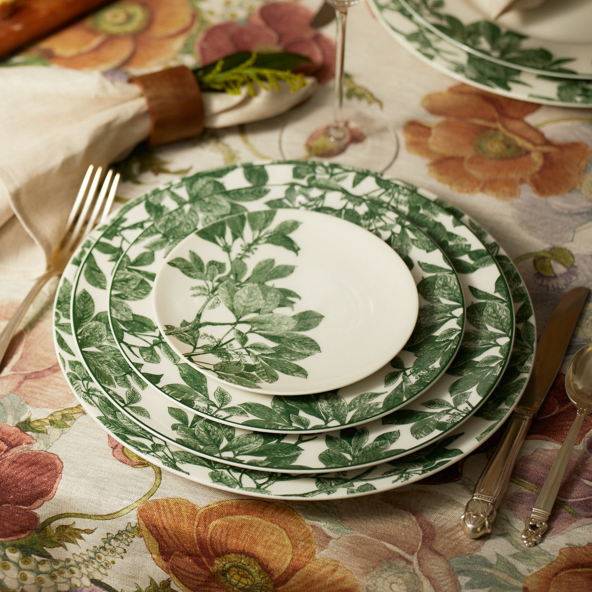 Arbor Rimmed Salad Plate