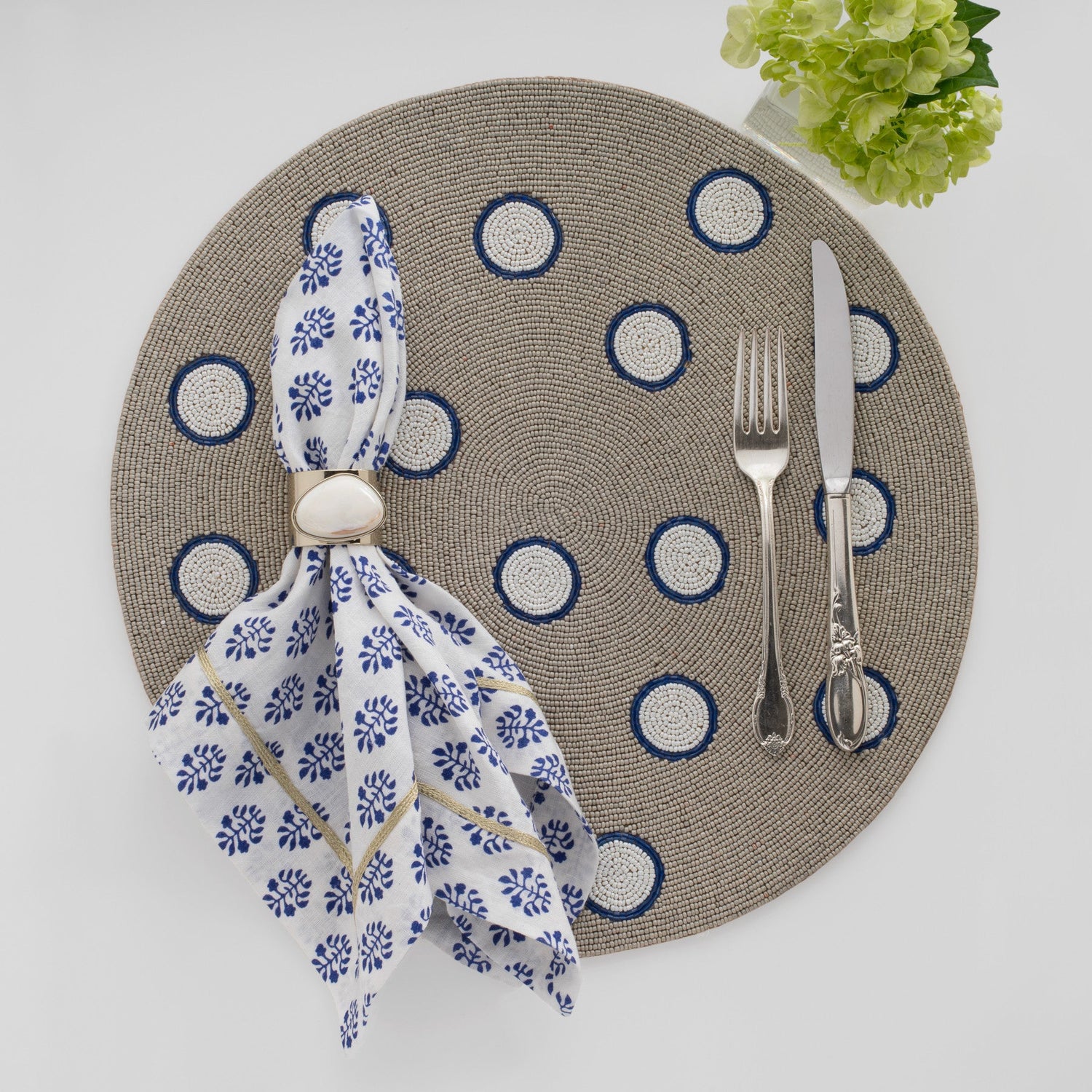 Gilt Edge Shell Napkin Rings – Mother of Pearl (Set of 2)