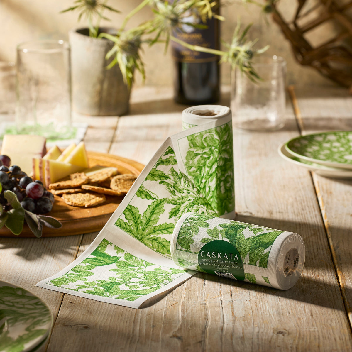 Botanicals Verde Cocktail Napkin Roll