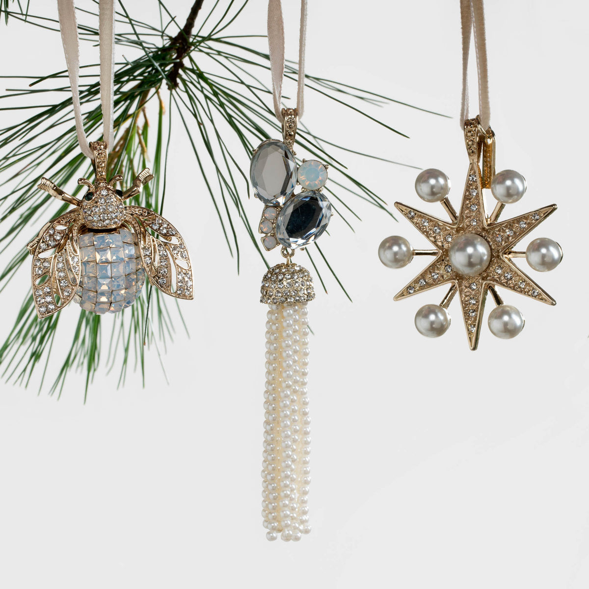 Sputnik Pearl Star Hanging Ornament