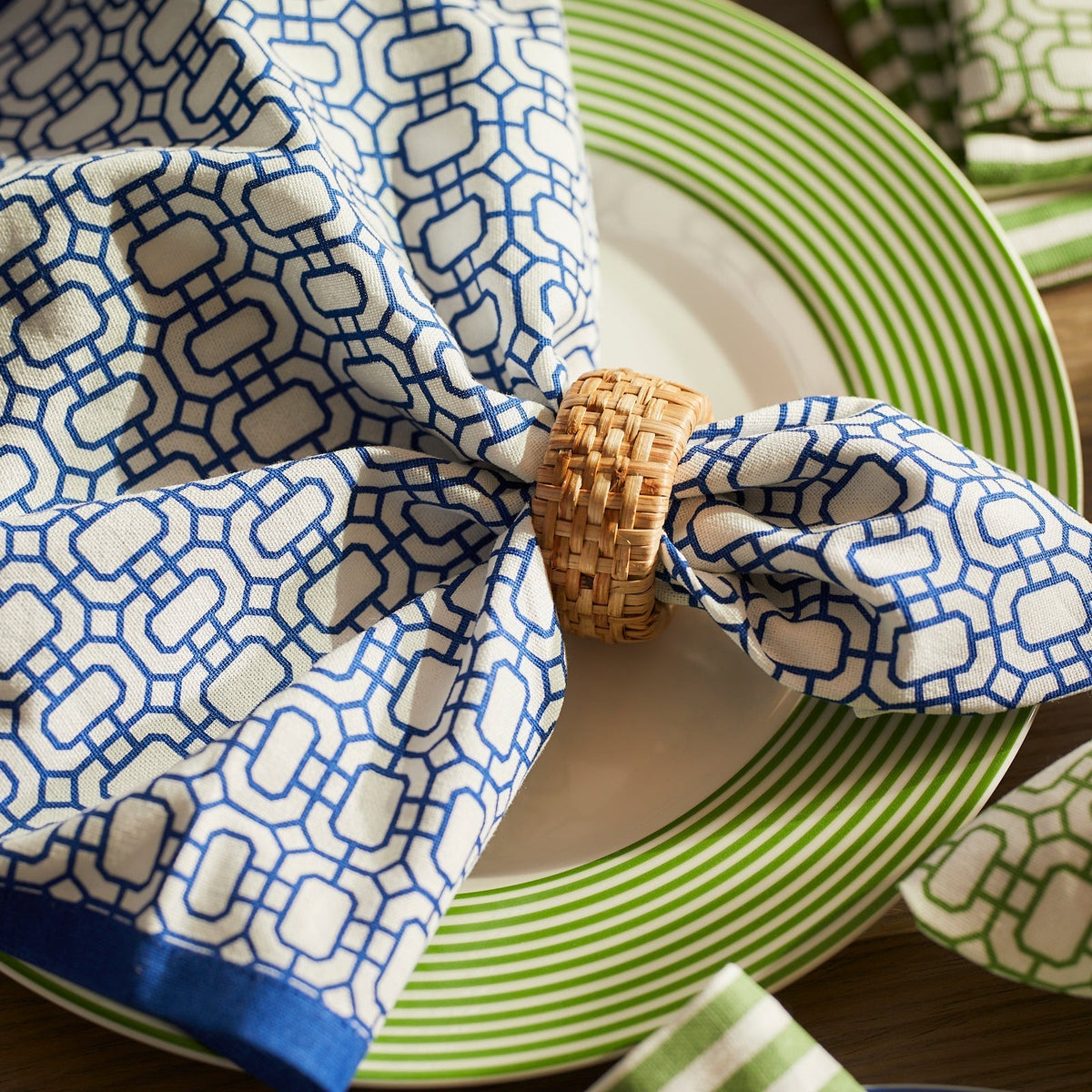 Newport Garden Gate Dinner Napkins, Set of 4