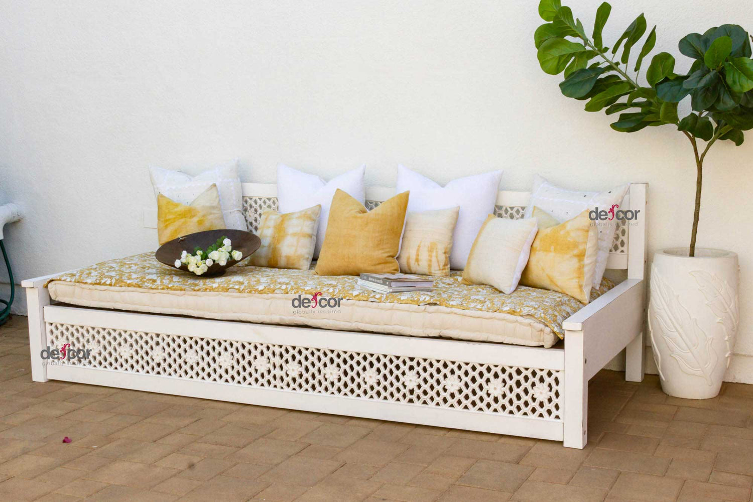 Floral White Moorish Lounge Daybed
