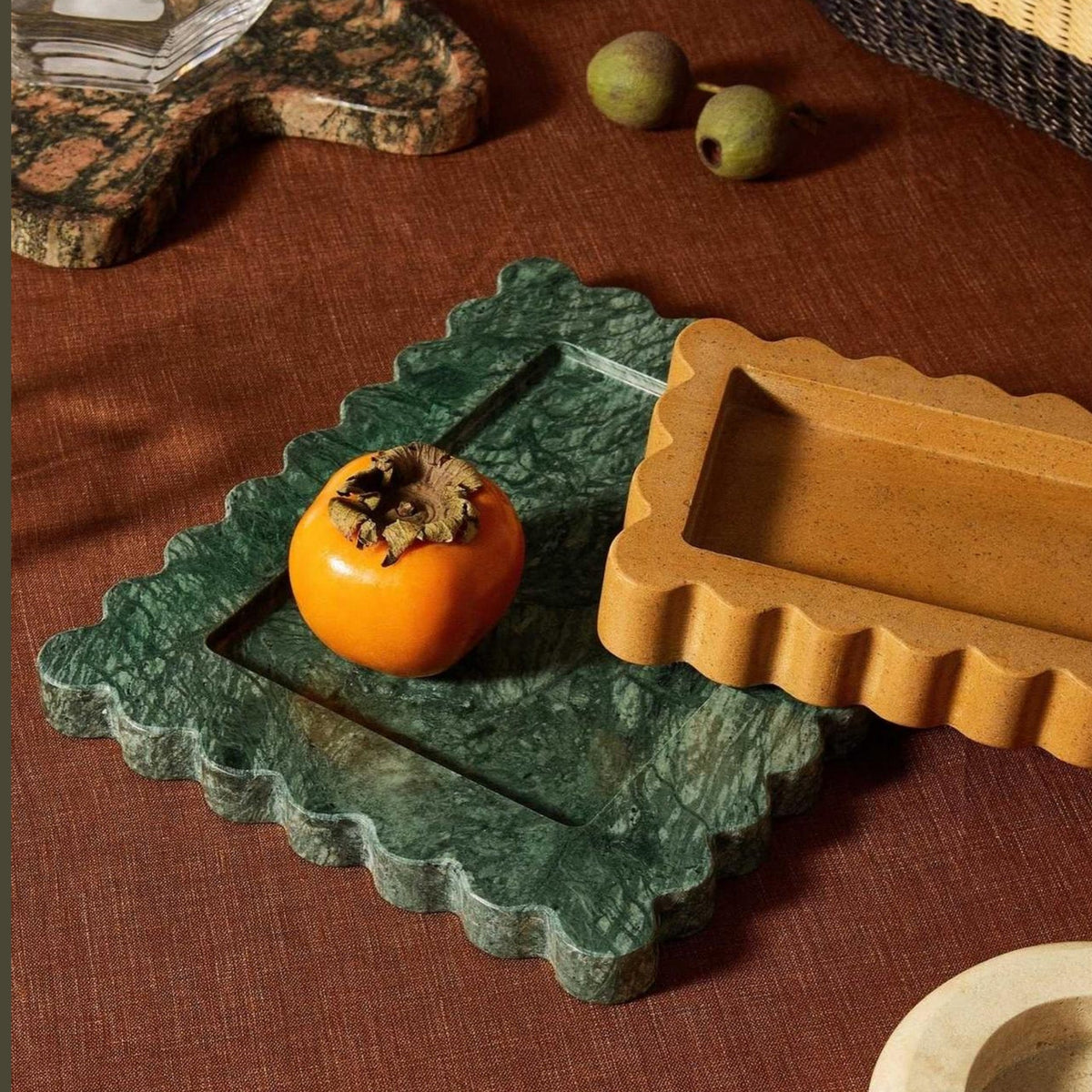 810 Tray in Emerald