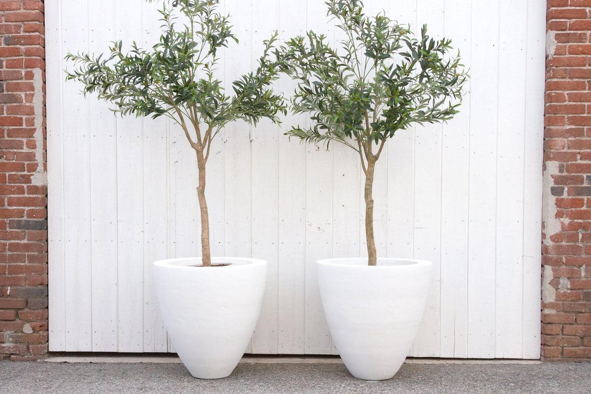 Classic White Round Planter, Set of 2