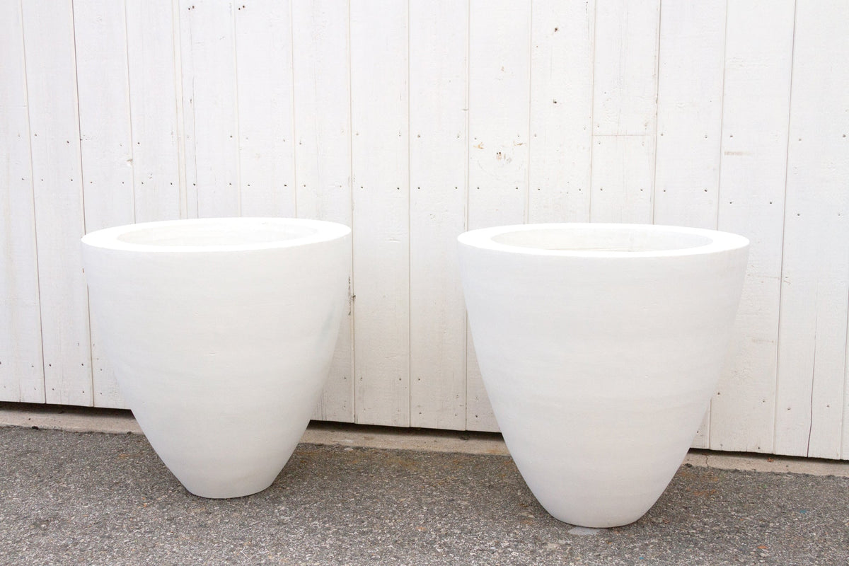 Classic White Round Planter, Set of 2
