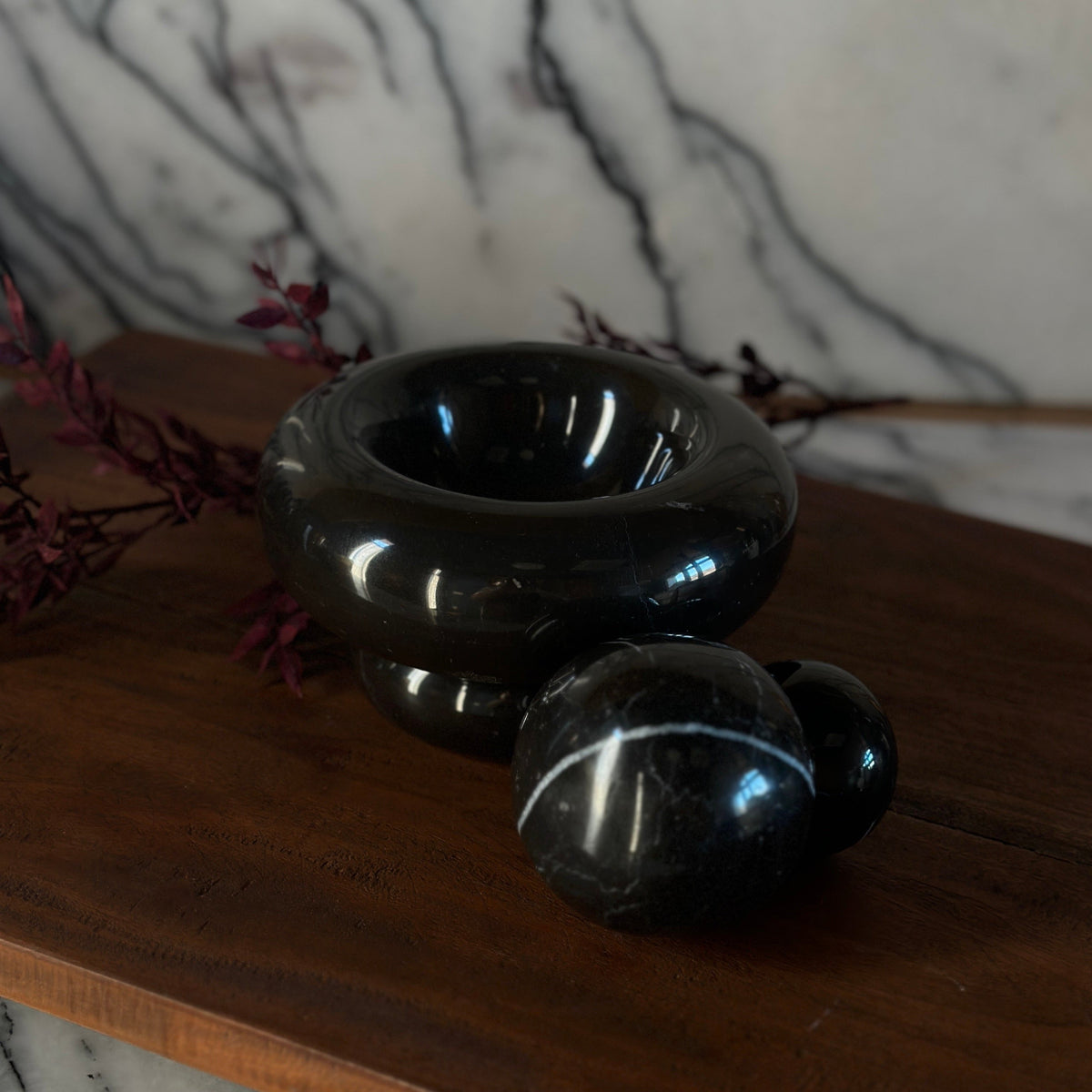 Mortar & Pestle in Gloss Black