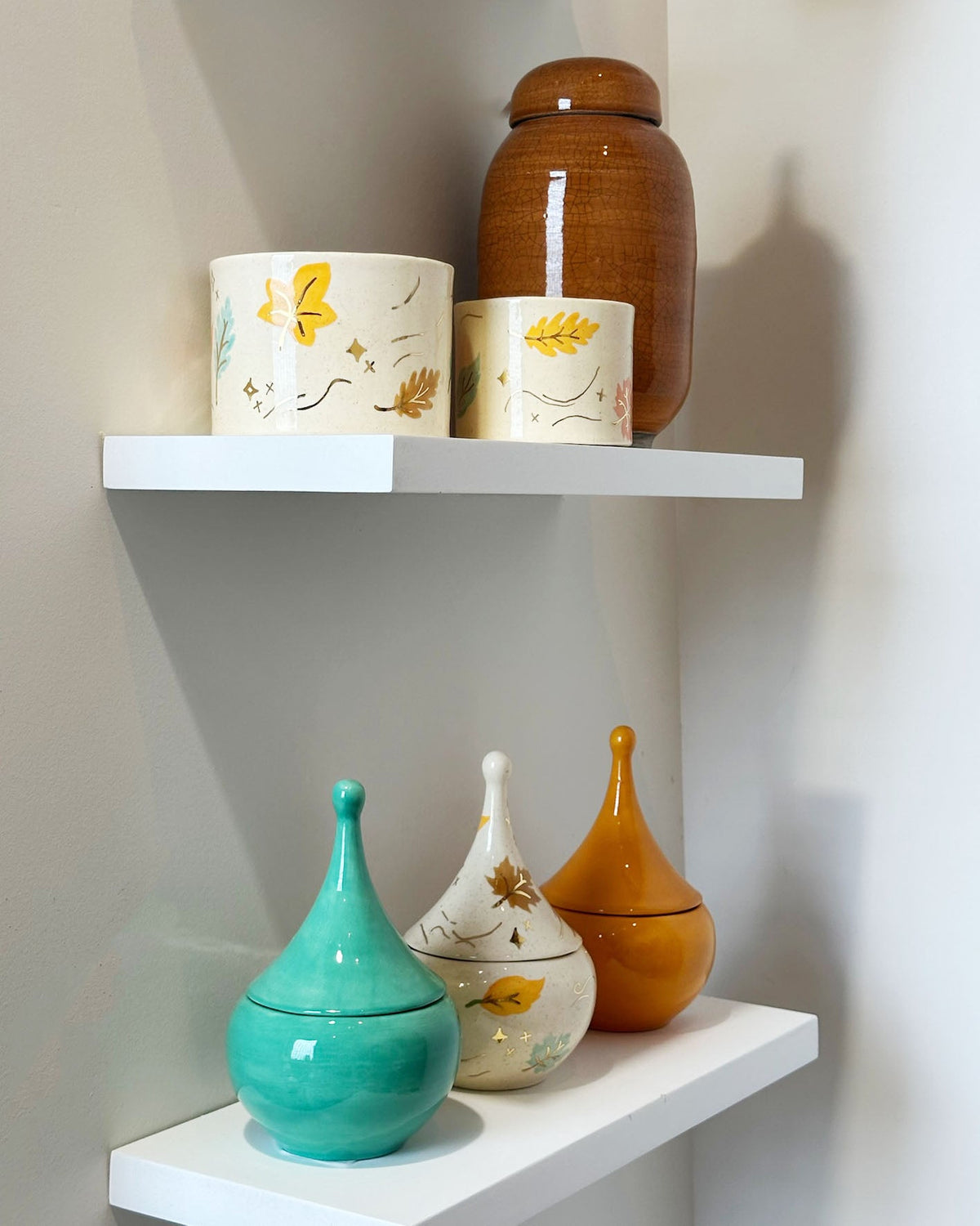 Wind & Leaves Speckled Vases with 22k Gold Accents and Optional Hand Poured Candle (Various Sizes)