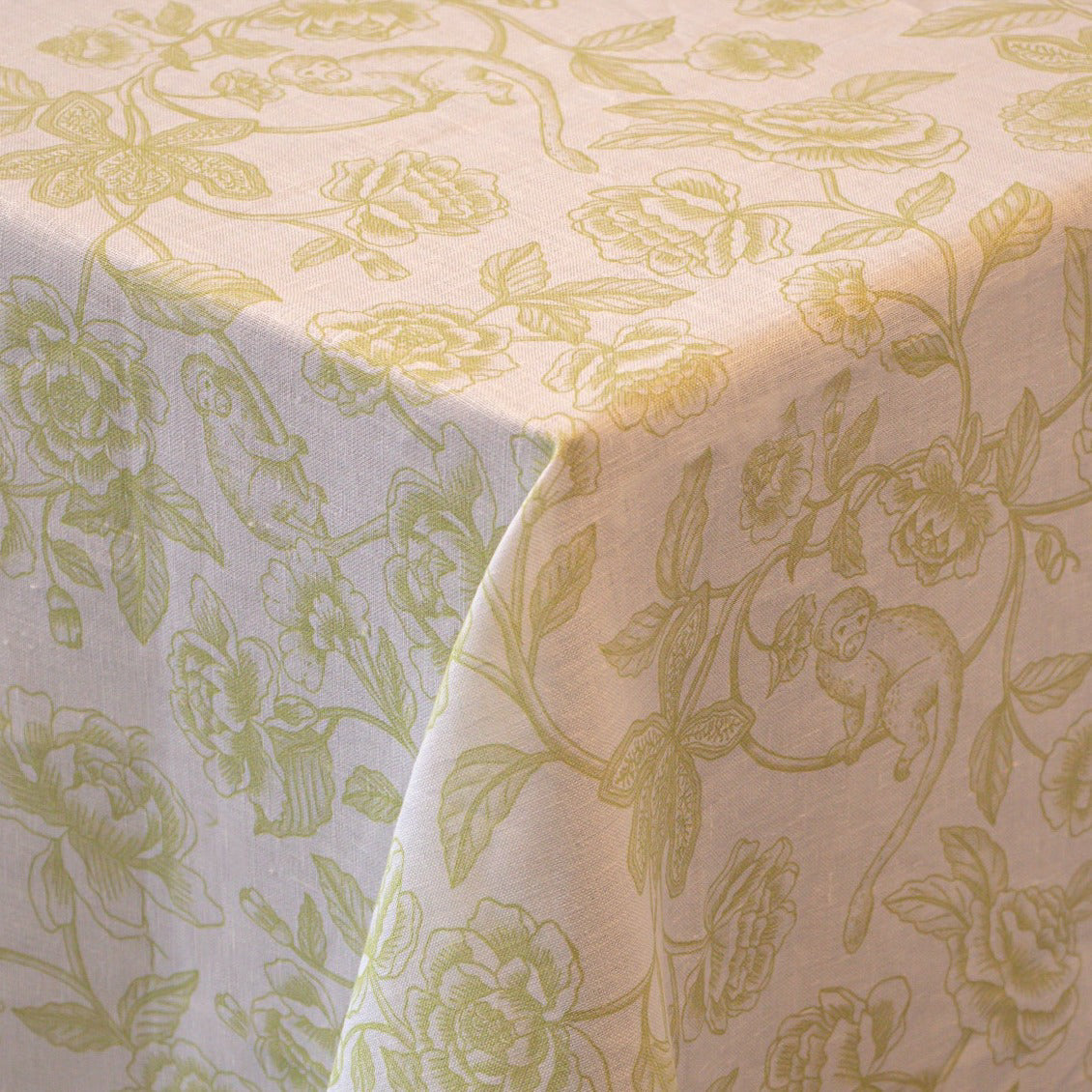 Ivory Flora Parlour Tablecloth (2 Sizes)