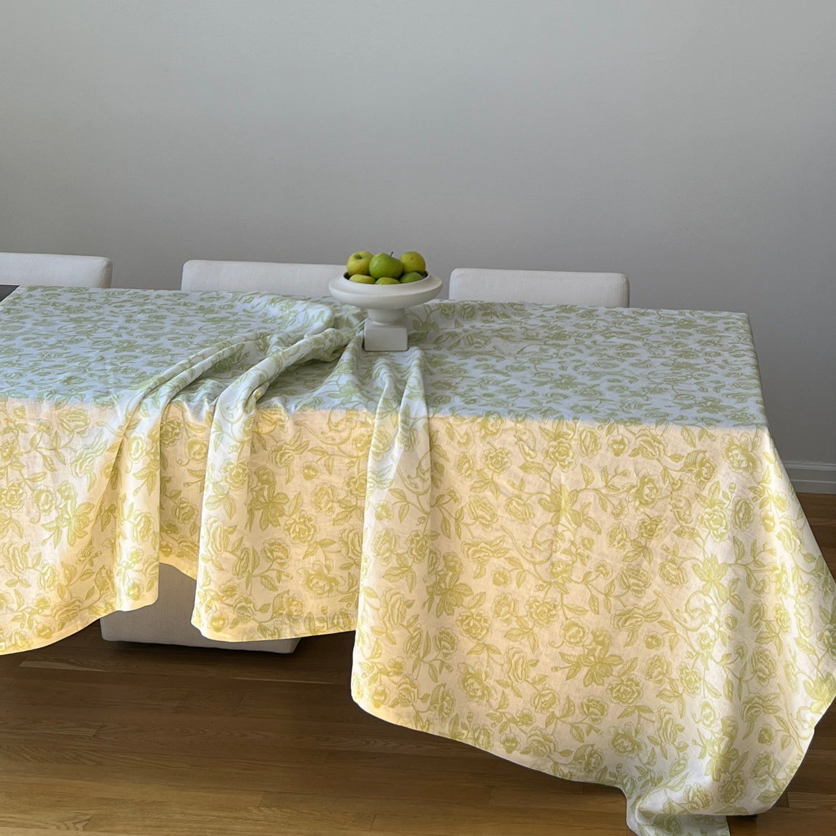 Ivory Flora Parlour Tablecloth (2 Sizes)
