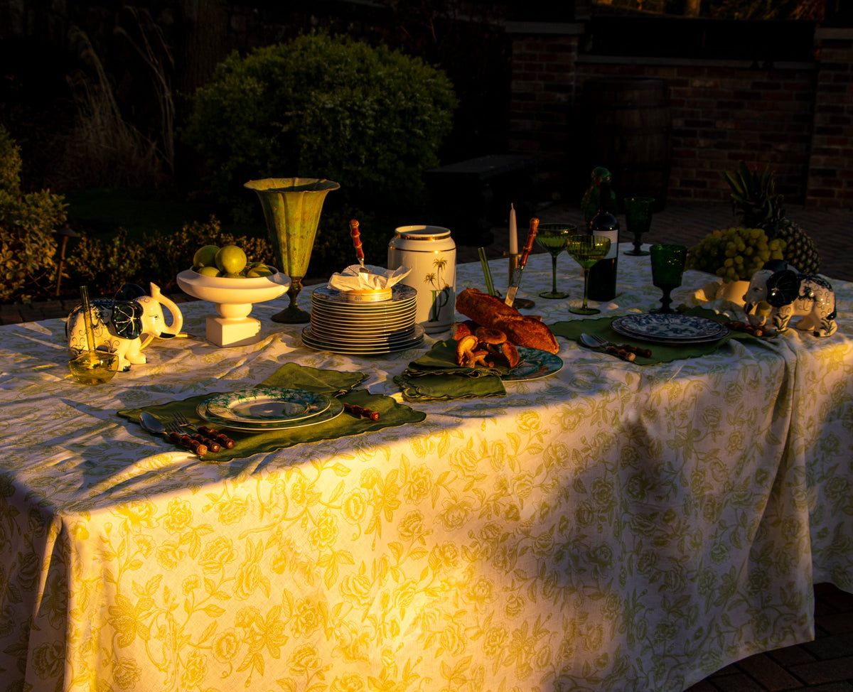 Ivory Flora Parlour Tablecloth (2 Sizes)