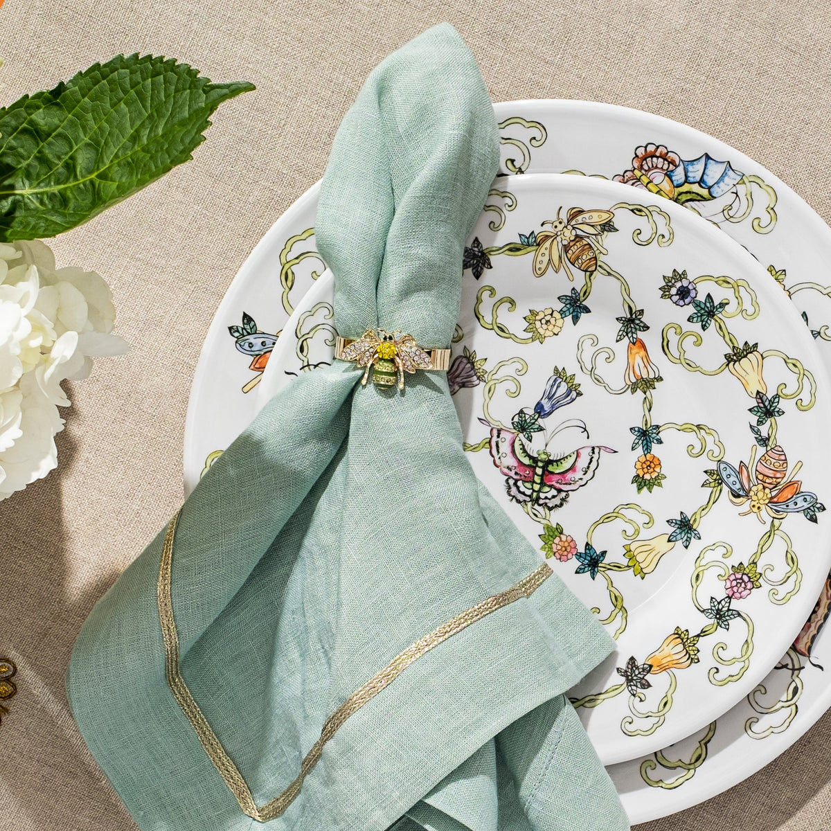Skinny Stripey Bee Napkin Rings – Green (Set of 4)