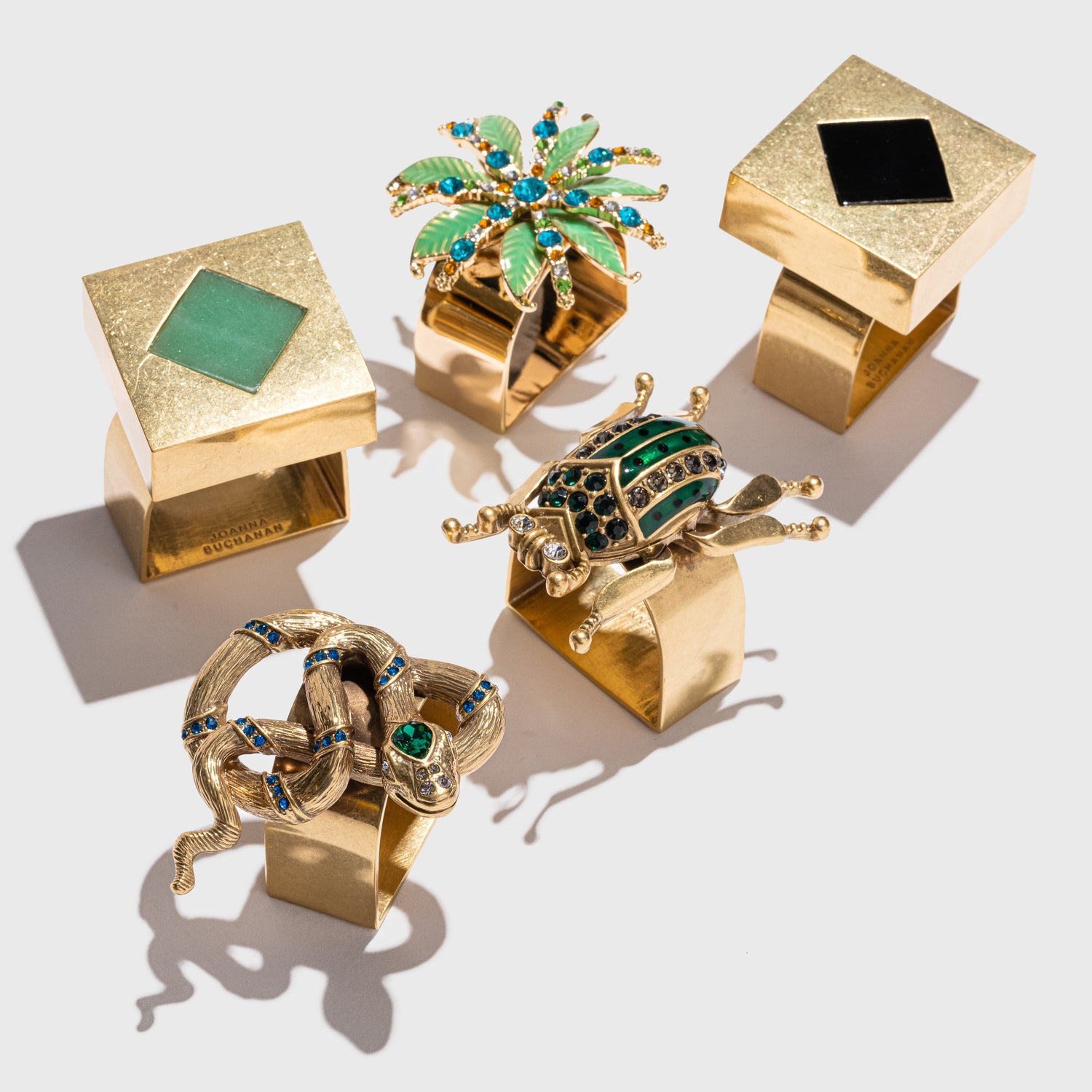 Deco Palm Napkin Rings – Green (Set of 4)