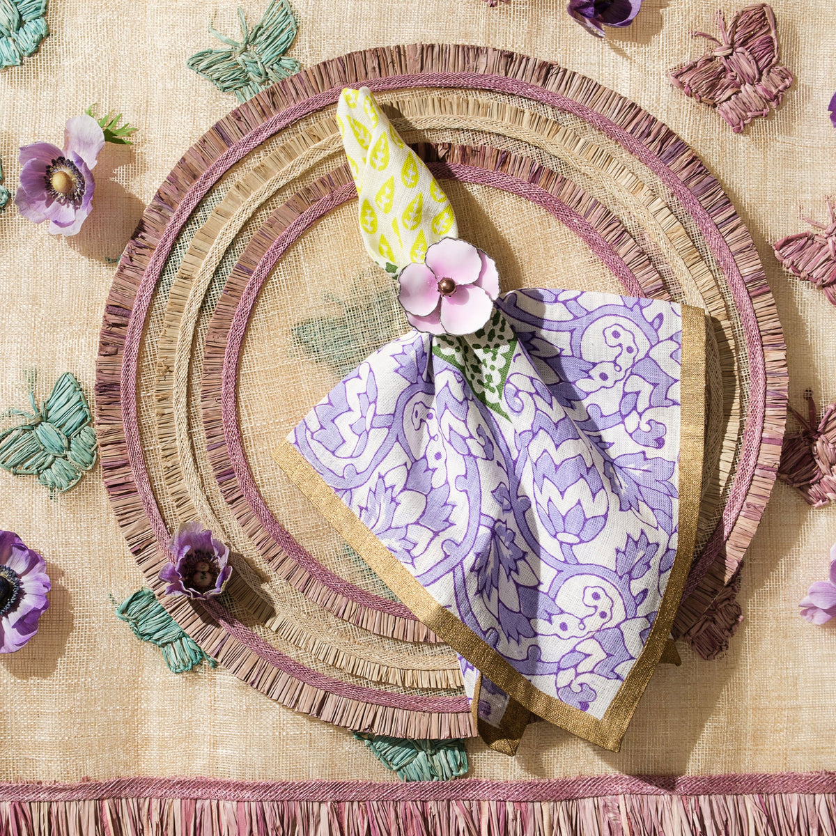 Enamel Flower Napkin Rings – Pink (Set of 4)
