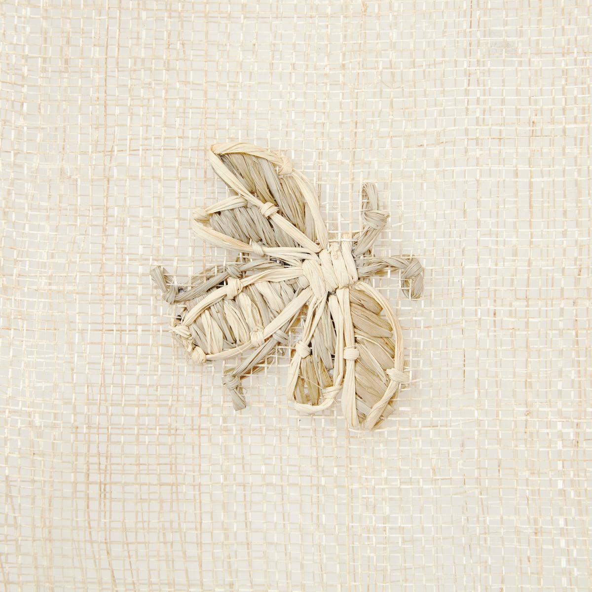 Straw Bee Table Runner