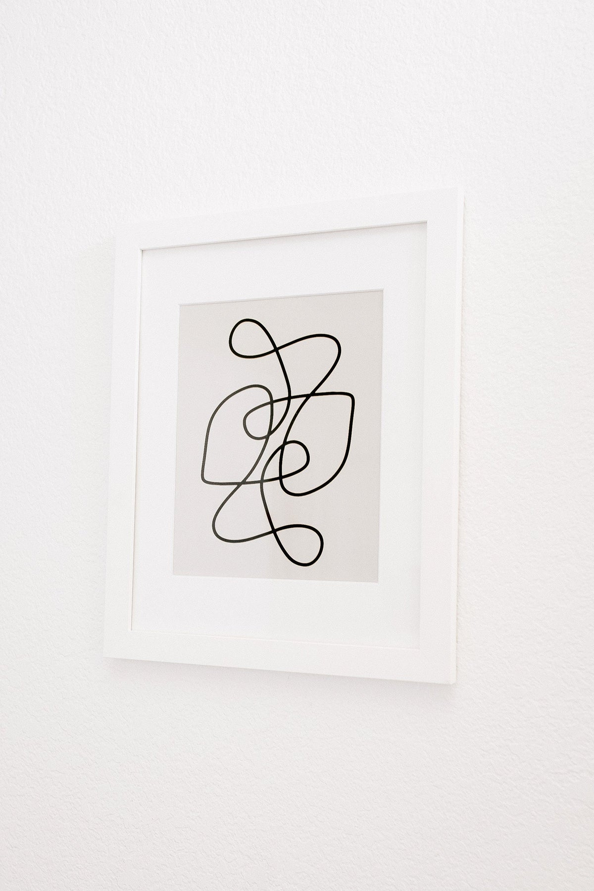 Zeke – Modern Line Drawing Wall Art in White Small Frame