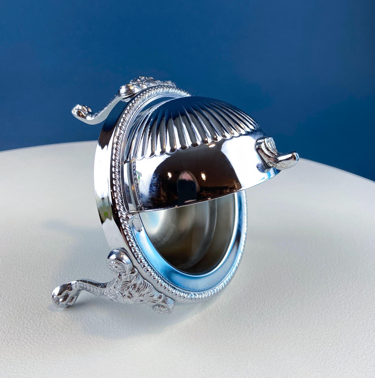 Iruinware Silver Caviar Dome Dish – Lion Feet Serving Bowl