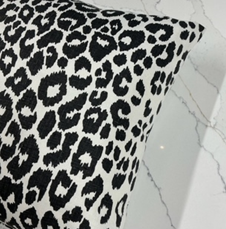 NH Madisonville Collection Black and White Snow Leopard Pillow 22" x 22"
