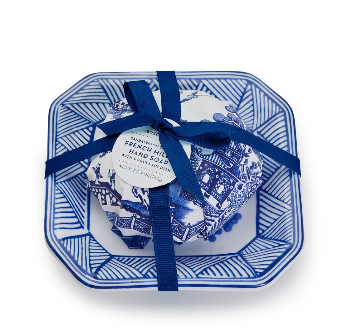 Blue Willow Sandalwood Scented French Milled Soap with Porcelain Tray