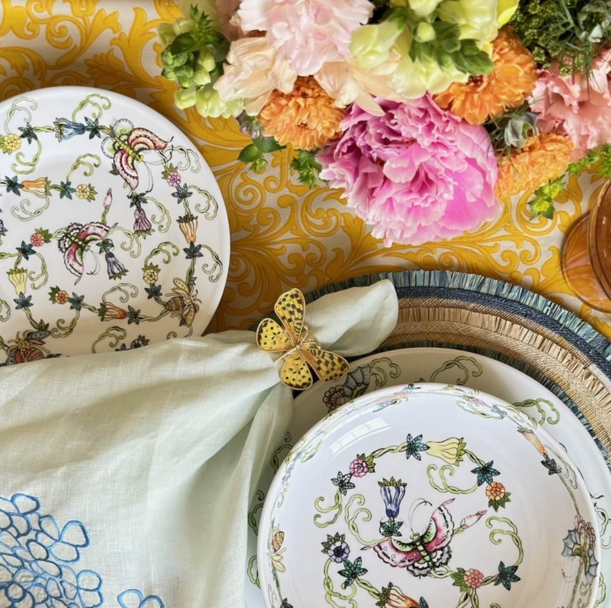 Damask Print Tablecloth – Yellow