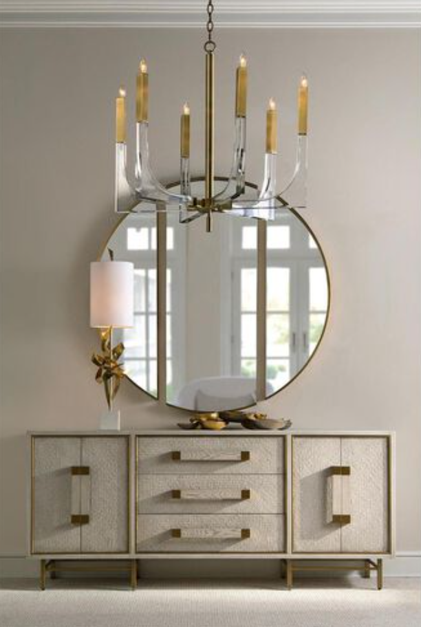 Acrylic & Antique Brass Six-Light Chandelier – Modern Classic Design