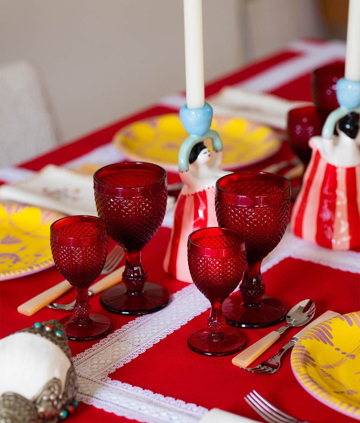 Stemmed White Wine Glass, Red