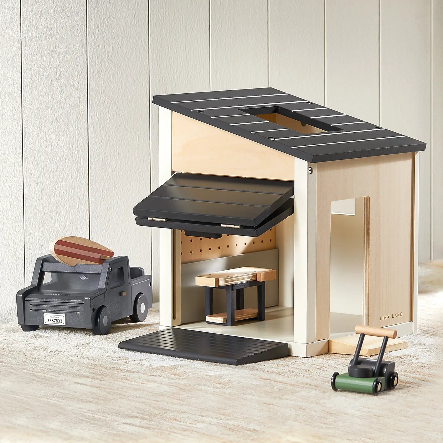 Wooden Dollhouse - Garage