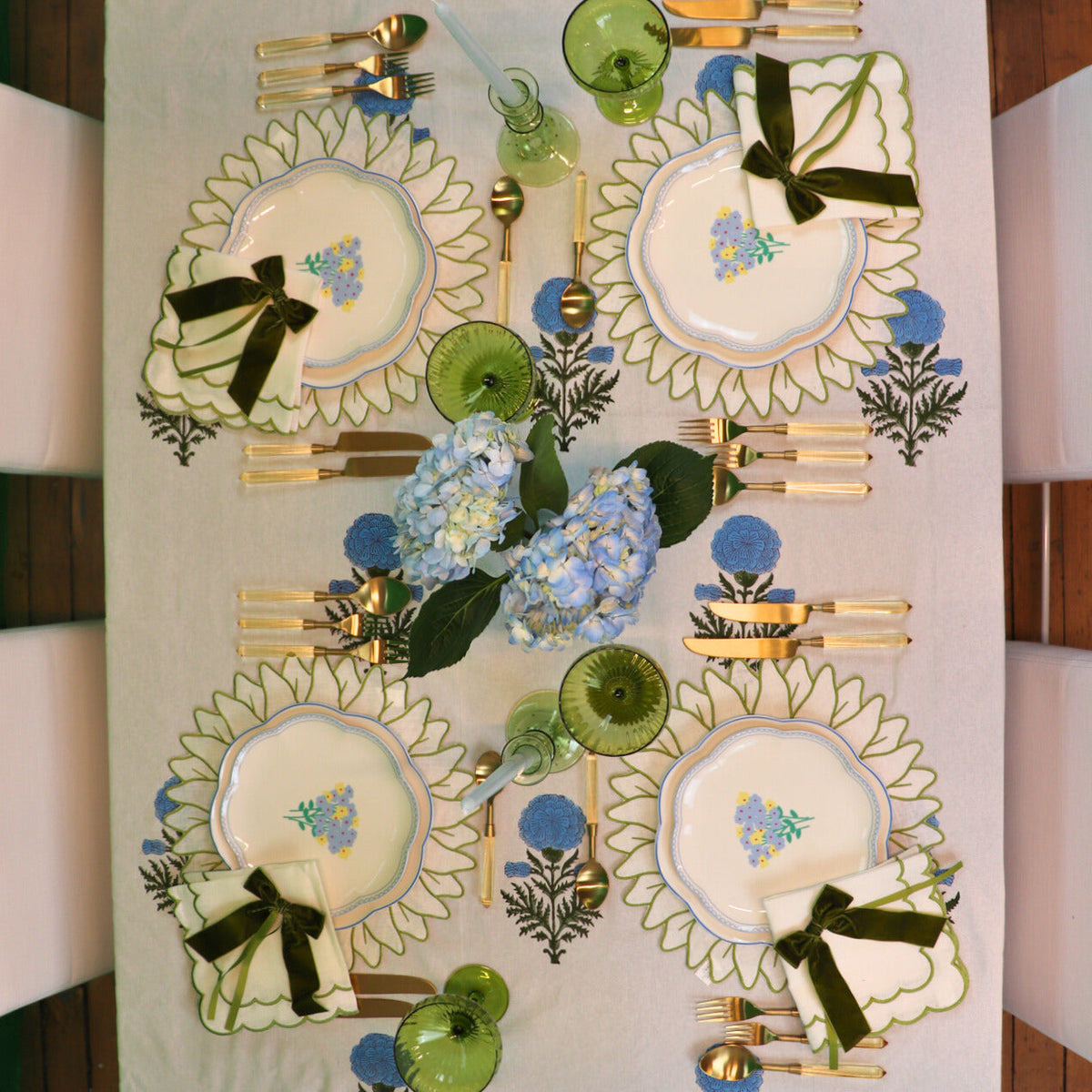 Toile de Blu Hortensia Tablecloth (various sizes)
