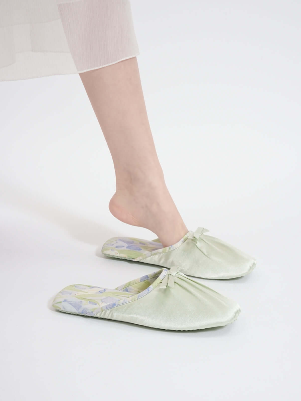 Ink Floral Print Slippers (Various Colors)
