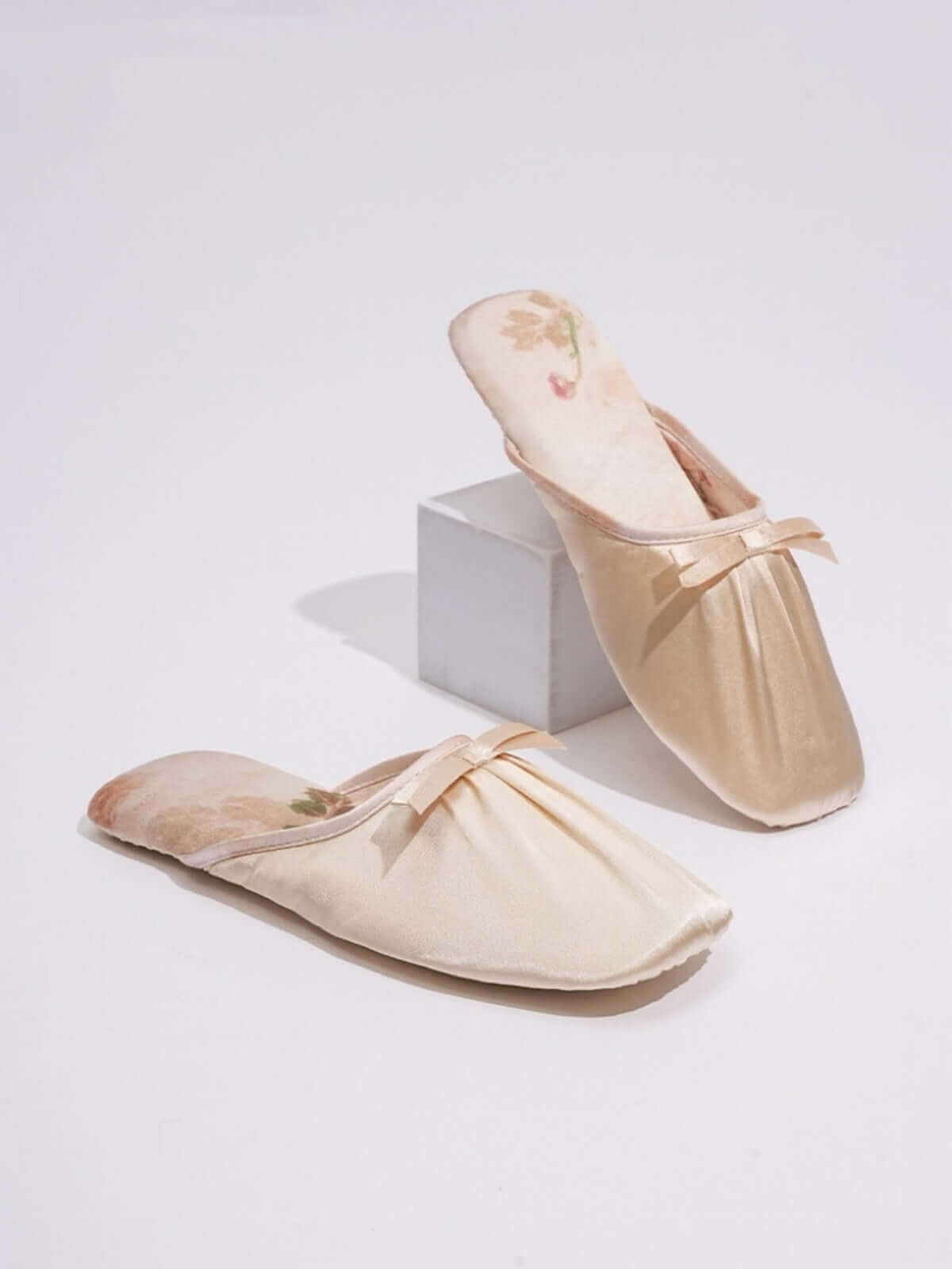 Ink Floral Print Slippers (Various Colors)
