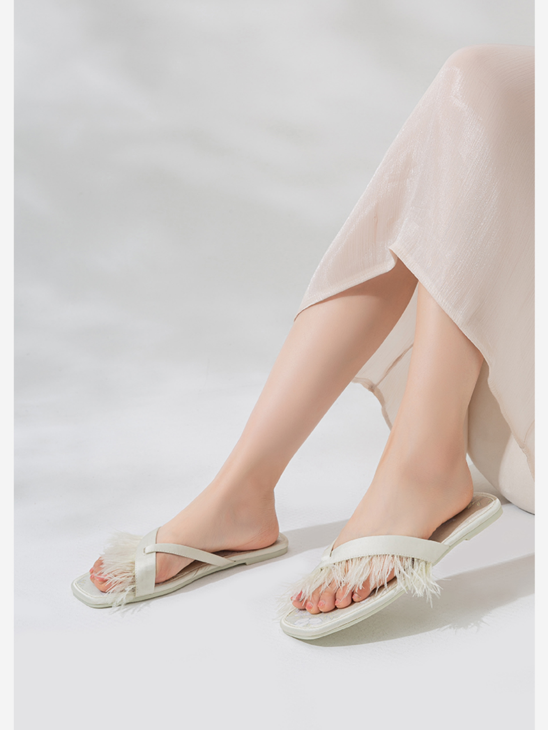 Elegant Summer Toe Ring Slippers (Various Colors)