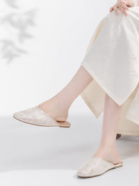 Oriental-Floral Mesh Closed-Toe Slippers