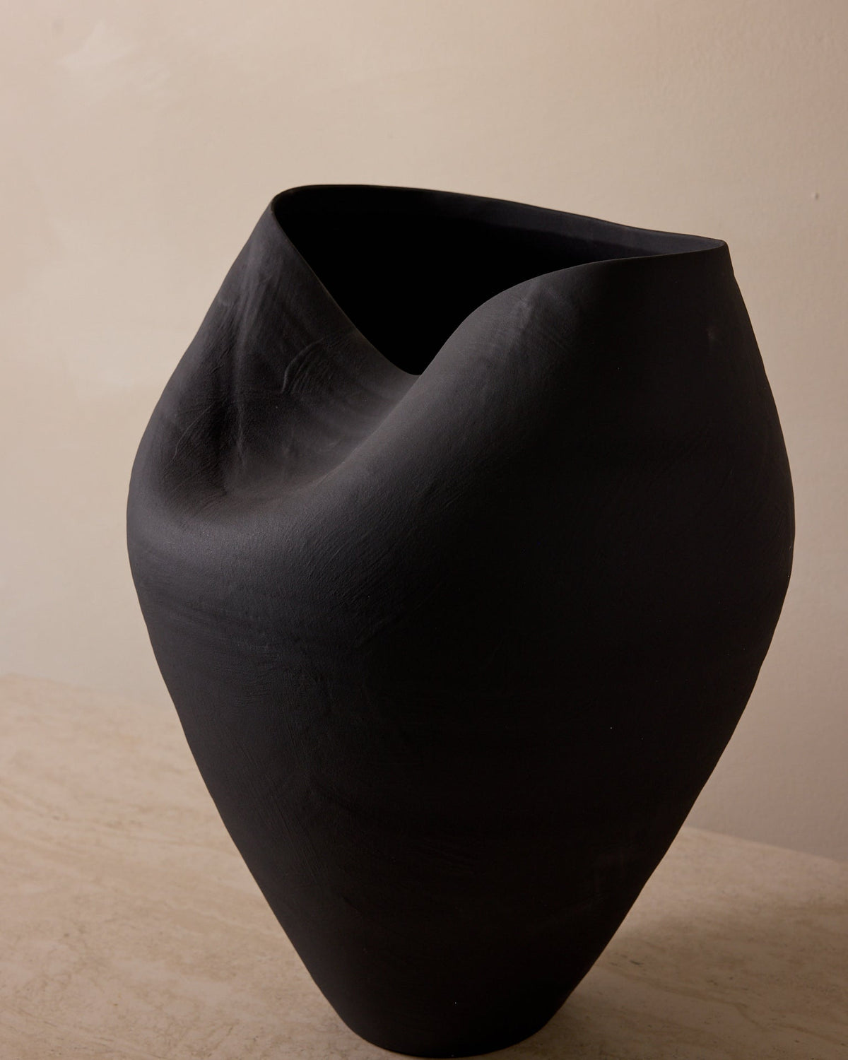 Delamo Ceramic Vase - 17" Large Decorative Vessel (2 Colors)